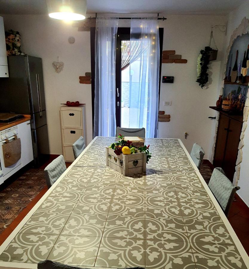 Shabby Chic Rooms Con Cucina E Giardino Privato Pomarico Bagian luar foto