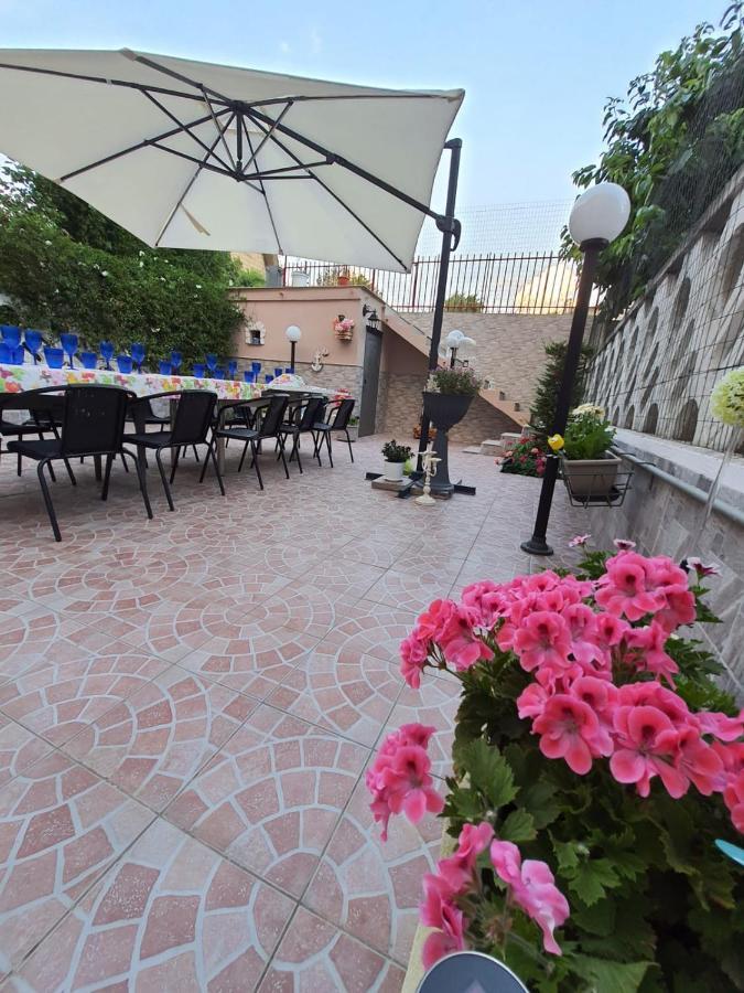 Shabby Chic Rooms Con Cucina E Giardino Privato Pomarico Bagian luar foto
