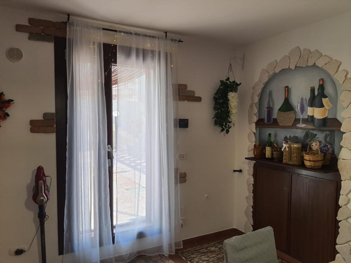 Shabby Chic Rooms Con Cucina E Giardino Privato Pomarico Bagian luar foto
