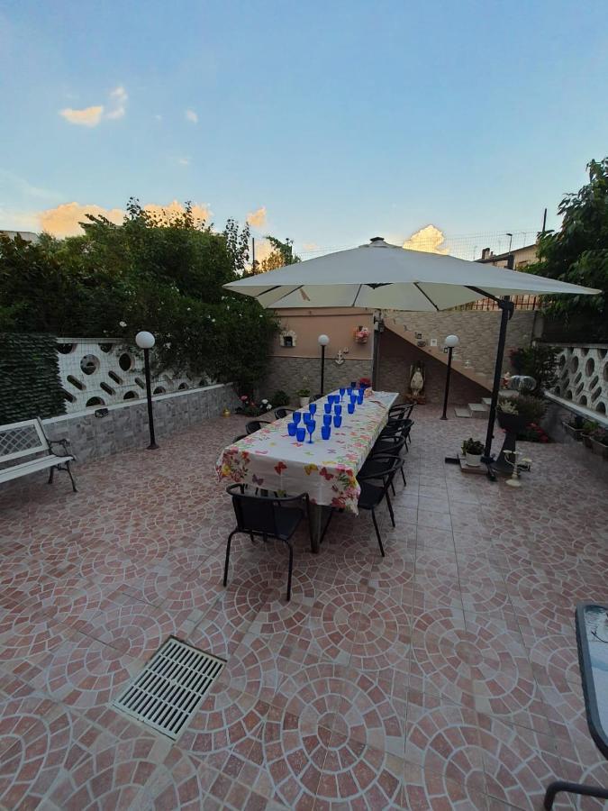Shabby Chic Rooms Con Cucina E Giardino Privato Pomarico Bagian luar foto