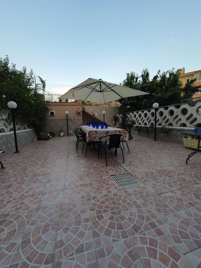 Shabby Chic Rooms Con Cucina E Giardino Privato Pomarico Bagian luar foto